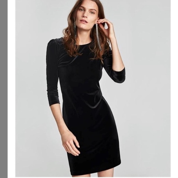 Zara Velvet Lace Open-Back Sheath Dress - Picture 3 of 11